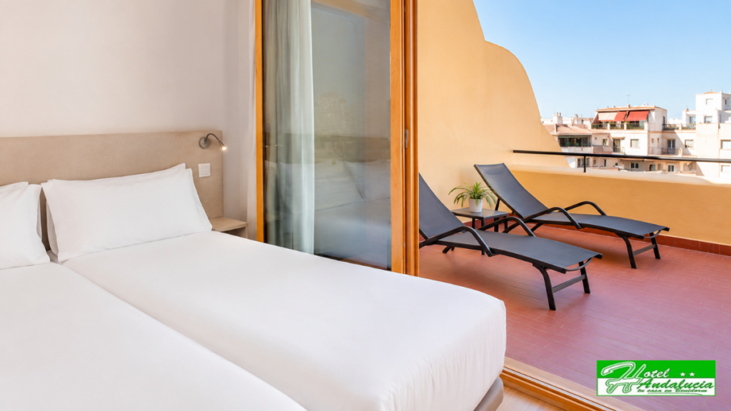 Habitación con terraza para una escapada a Benidorm